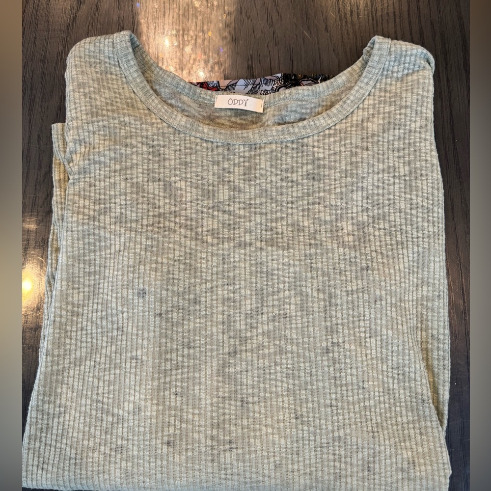 ODDY Top in Green with Polka Dot and Flowers on the Back Size 2XL
